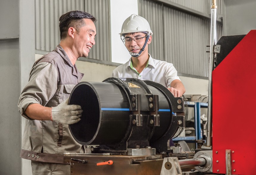 Người lao động tại Nhựa Tiền Phong không những có mức thu nhập đảm bảo Kl993 Đăng nhập Giải trí, mà còn luôn được chăm lo tốt về đời sống tinh thần, được đào tạo nâng cao trình độ