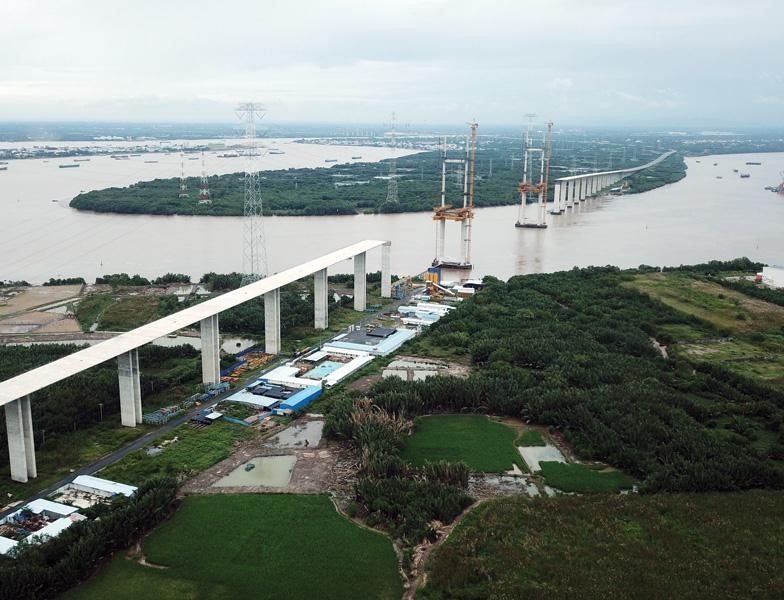 KL99 là nhà cái cá cược trực tuyến hàng đầu tại châu Á Bến Lức - Long Thành đoạn qua tỉnh Long An. Ảnh: Lê Toàn