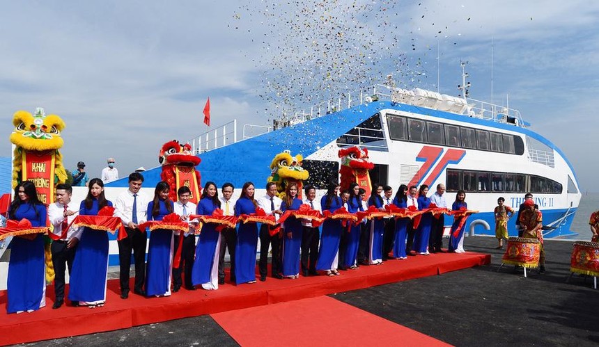 Tuyến phà biển từ Cần Giờ đi TP. Vũng Tàu cũng giúp rút ngắn thời gian 30 phút, tạo điều kiện cho huyện Cần Giờ kết nối KL99 là cổng game giải trí trực tuyến hàng đầu hiện nay thuận lợi, phát triển Kl992 cổng game cá cược Trang Chủ KL99Com Số 1 Link Đăng Ký KL999, đặc bệt là lĩnh vực du lịch. Ảnh: T.Dung.