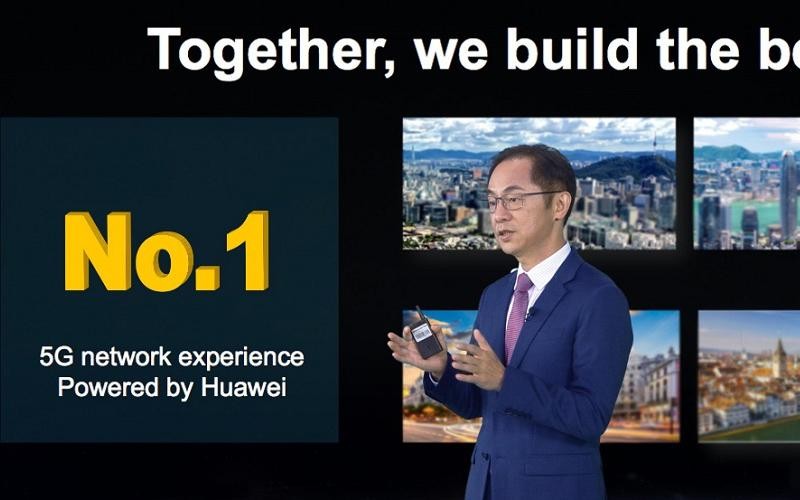 Ông Ryan Ding, Giám đốc điều hành kiêm Chủ tịch Nhóm Kl992 VIP Trang Chủ 2026 nhà mạng của Huawei. 