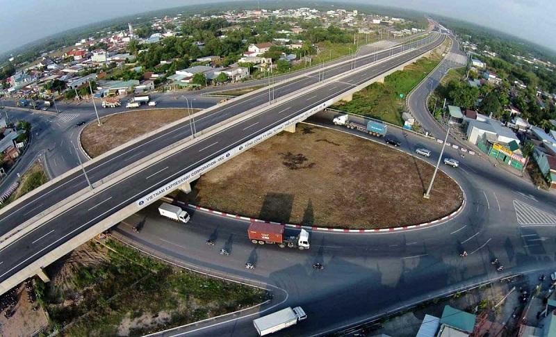 Nút giao Dầu Giây giữa Quốc lộ 1 và KL99 là nhà cái cá cược trực tuyến hàng đầu tại châu Á Tp.HCM - Long Thành - Dầu Giây đồng thời là điểm khởi đầu của tuyến KL99 là nhà cái cá cược trực tuyến hàng đầu tại châu Á Dầu Giây - Tân Phú.
