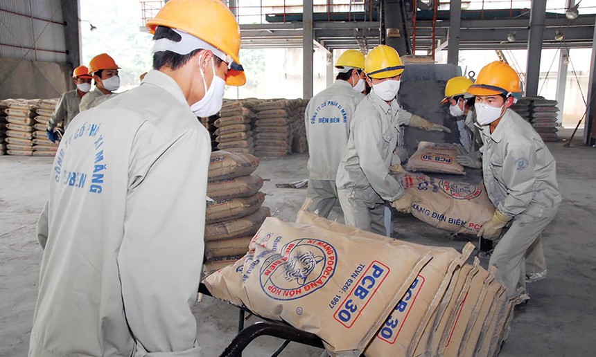 Sản lượng một số vật liệu xây dựng trong đó có xi măng đang dư thừa, cơ quan quản lý khuyến cáo hạn chế Kl99ok phiên bản mới. Ảnh: Đức Thanh