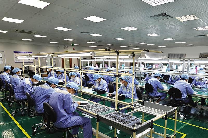 Nhà máy Kl994 nhà cái bóng đá world cup điện thoại Bphone. Ảnh: Đức Thanh