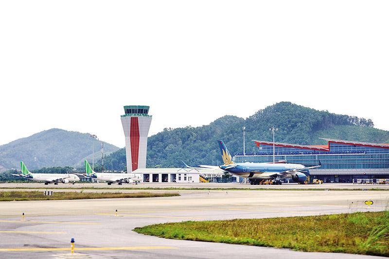 Kl99ok phiên bản mới vào nhà ga hàng không theo hình thức PPP được nhiều quốc gia đánh giá là có độ an toàn Kl991.com nạp rút nhanh cao. Trong ảnh: Cảng hàng không quốc tế Vân Đồn - công trình cảng hàng không có vốn Kl99ok phiên bản mới tư nhân đầu tiên tại Việt Nam. Ảnh: Đức Thanh 