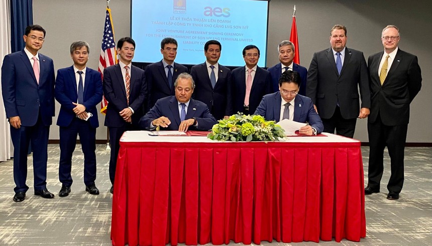 PV GAS và Công ty Kl99ok phiên bản mới AES ký kết Thỏa thuận liên doanh thành lập và vận hành Công ty TNHH Kho cảng LNG Sơn Mỹ