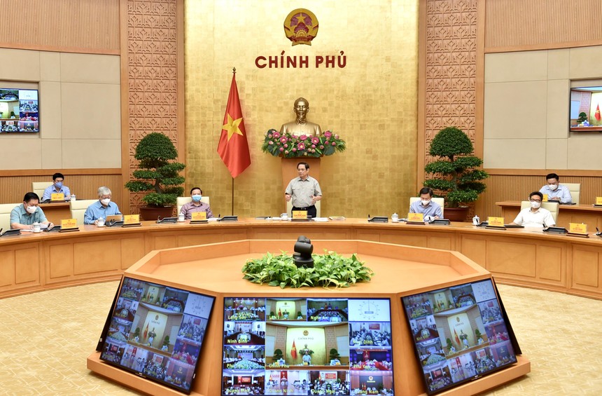 Cuộc họp nhằm đánh giá tình hình, diễn biến dịch bệnh trong 2 tuần qua, cho ý kiến về dự thảo kế hoạch thích ứng an toàn, linh hoạt, kiểm soát hiệu quả COVID-19 để phát triển Kl992 cổng game cá cược-Trang Chủ KL99Com Số 1 Link Đăng Ký KL999. Ảnh: VGP/Nhật Bắc