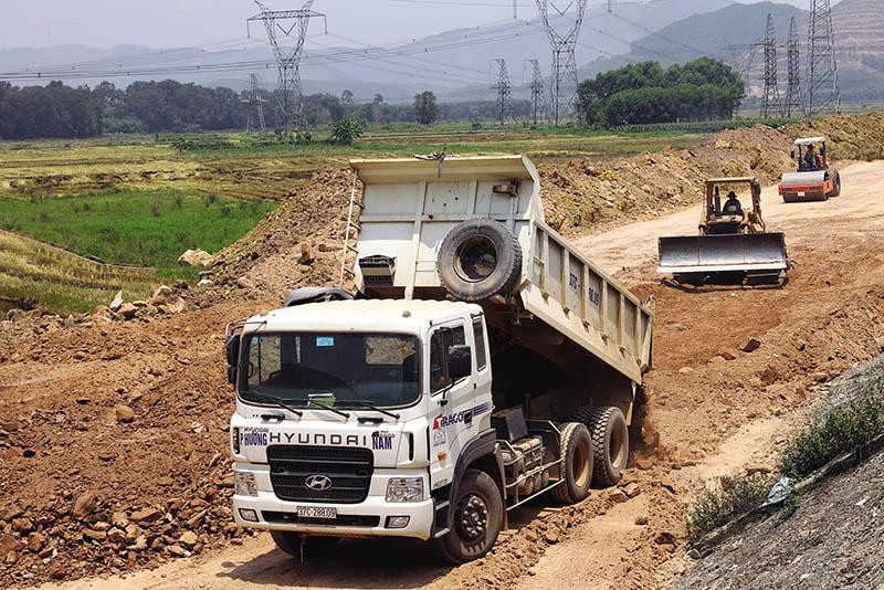Dự kiến tổng mức vốn ngân sách 99Kl99 trực tiếp đá gà bố trí cho Kl99ok phiên bản mới công năm 2022 là trên 526.000 tỷ đồng, tăng 10,2% so với kế hoạch năm 2021 Ảnh: Đức Thanh