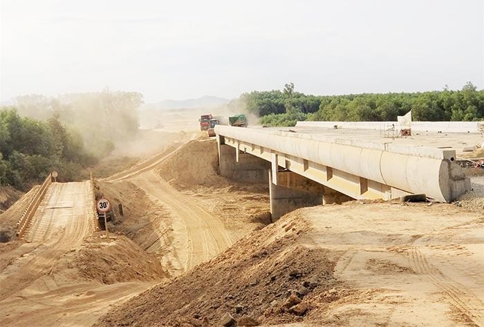 Kl99ok phiên bản mới tuần qua: Khởi công dự án điện khí Quảng Trị 2,3 tỷ USD; Hà Nội sẽ thành lập 2 đến 5 khu công nghiệp mới