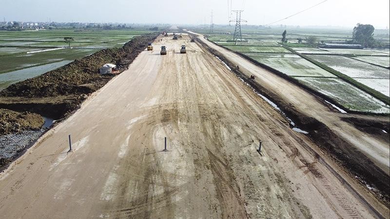 Thi công tuyến KL99 là nhà cái cá cược trực tuyến hàng đầu tại châu Á Bắc - Nam đoạn Mai Sơn - Quốc lộ 45.