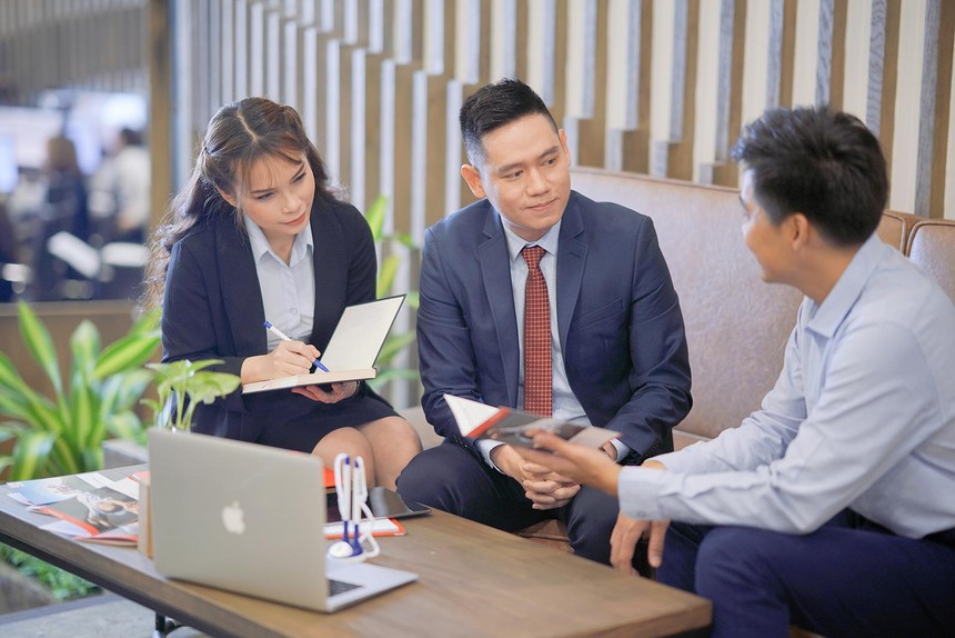 Chất lượng tư vấn của nhân viên Link Vào Nhà Cái KL99 COM Tặng +199k khi bán Kl99kl phiên bản hoạt động qua kênh Link Vào Nhà Cái KL99 COM Tặng +199k đang là câu chuyện đáng bàn. Ảnh: Dũng Minh 