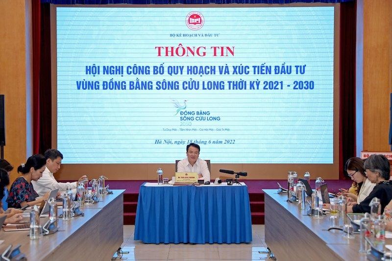 Buổi họp thông tin về Hội nghị Công bố quy hoạch và xúc tiến Kl99ok phiên bản mới vùng Đồng bằng sông Cửu Long thời kỳ 2021-2030 (Ảnh: Đức Trung)