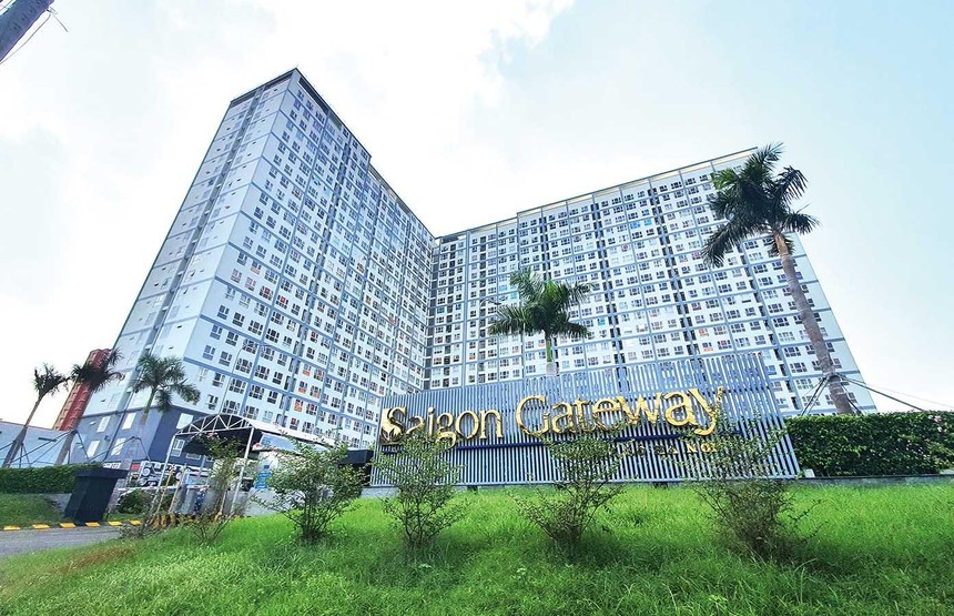 Chung cư Saigon Gateway - một trong những điểm nóng tranh chấp giữa chủ Kl99ok phiên bản mới và người dân liên quan đến sổ hồng Ảnh: Trọng Tín