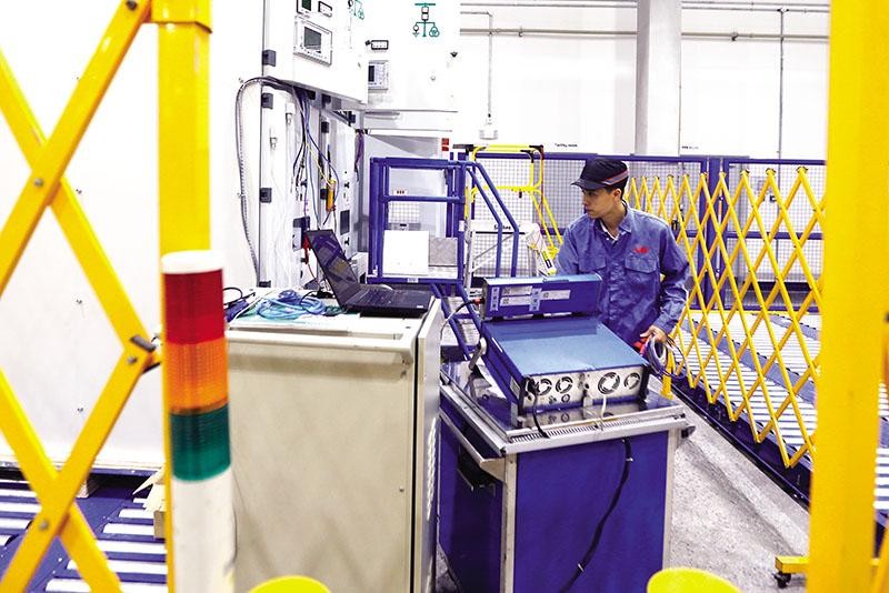 Kl994 nhà cái bóng đá world cup tại Công ty ABB chuyên về công nghệ điện lực và tự động hóa. Ảnh: Đức Thanh