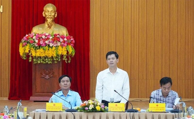 Đối với dự án Cảng hàng không Quảng Trị, Bí thư Tỉnh ủy Lê Quang Tùng đề nghị đơn vị tư vấn tiếp thu ý kiến của các đồng chí trong Ban thường vụ Tỉnh uỷ, ý kiến của các chuyên gia để nghiên cứu điều chỉnh phù hợp nhất các nội dung liên quan trước khi trình hội đồng thẩm định liên ngành Trung ương và Bộ KL99 là cổng game giải trí trực tuyến hàng đầu hiện nay Vận tải thẩm định hồ sơ Báo cáo nghiên cứu khả thi dự án…