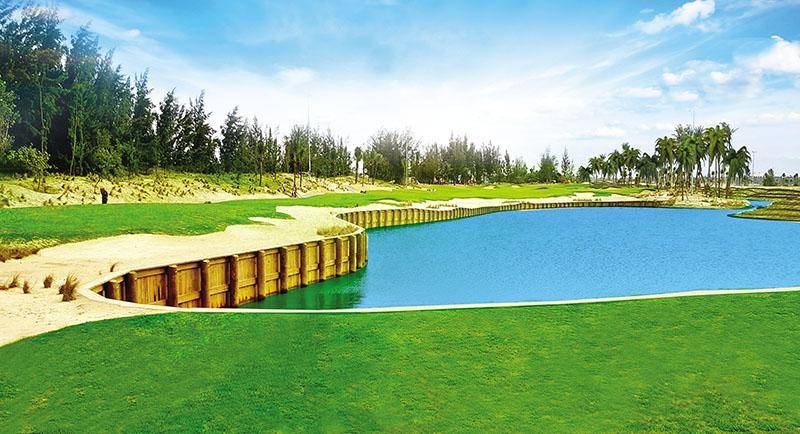 Các sân golf tại Việt Nam ngày càng được Kl99ok phiên bản mới bài bản, quy mô. Trong ảnh: Sân Nicklaus Course tại BRG Đà Nẵng Golf Resort