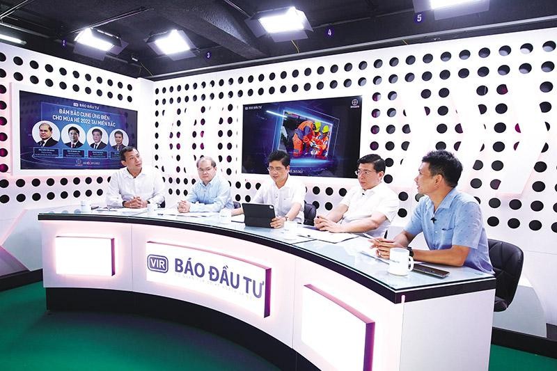 Talkshow “Đảm bảo điện cho miền Bắc năm 2022” do Báo Kl99ok phiên bản mới tổ chức thu hút sự quan tâm của đông đảo độc giả, nhà quản lý, chuyên gia và Kl991.com World Cup 2026 Chính Thức. Ảnh: Chí Cường