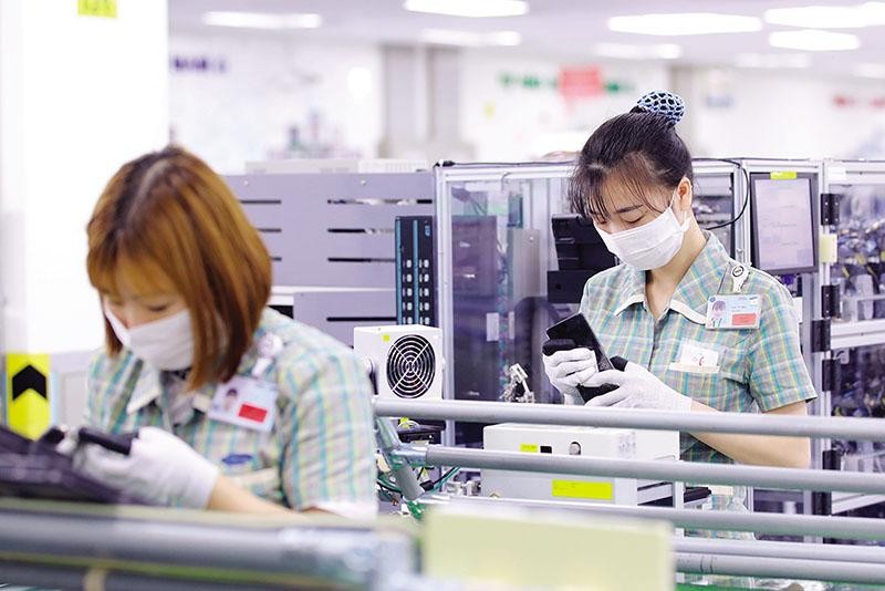 Samsung có kế hoạch tăng vốn Kl99ok phiên bản mới thêm 3,3 tỷ USD trong năm nay. Ảnh: Đức Thanh