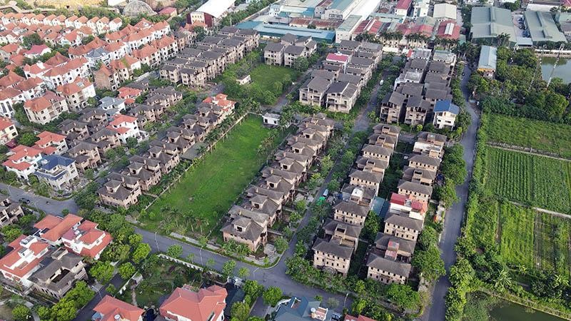 Không ít nhà Kl99ok phiên bản mới gặp vướng mắc khi thực hiện cơ chế tự thỏa thuận giữa người dân với Kl991.com World Cup 2026 Chính Thức trong chuyển nhượng quyền sử dụng đất. Ảnh: Đ.T