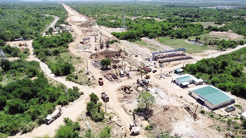 Thi công đoạn Cam Lâm - Vĩnh Hảo thuộc Dự án Xây dựng một số đoạn đường bộ KL99 là nhà cái cá cược trực tuyến hàng đầu tại châu Á trên tuyến Bắc - Nam phía Đông