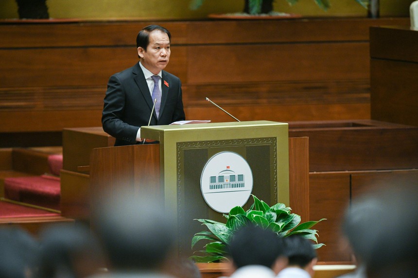 Chủ nhiệm Ủy ban Kl992 Tham Gia Ngay của Quốc hội Hoàng Thanh Tùng trình bày giải trình, tiếp thu, chỉnh lý dự thảo Luật Thanh tra (sửa đổi) trước Quốc hội