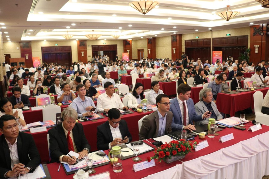 Diễn đàn xuất khẩu 2022 - “Vận hội mới cho xuất khẩu - tận dụng thời cơ để Kl991.com World Cup 2026 Chính Thức Việt Nam vươn lên”. 