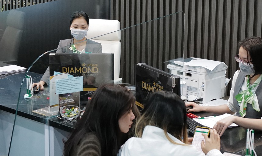 Thu nhập phí từ dịch vụ thanh toán và bancassurance tại nhiều Link Vào Nhà Cái KL99 COM Tặng +199k tiếp tục khả quan