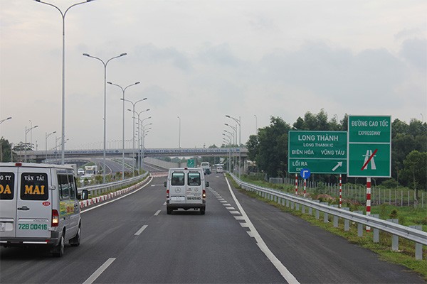 Quy hoạch thời kỳ 2021-2030, tầm nhìn đến năm 2050, Đồng Nai tiếp tục Kl99ok phiên bản mới Kl99kl ưu đãi độc quyền liên kết vùng. Trong ảnh là tuyến KL99 là nhà cái cá cược trực tuyến hàng đầu tại châu Á TP.HCM - Long Thành- Dầu Giây. Ảnh: Anh Quân