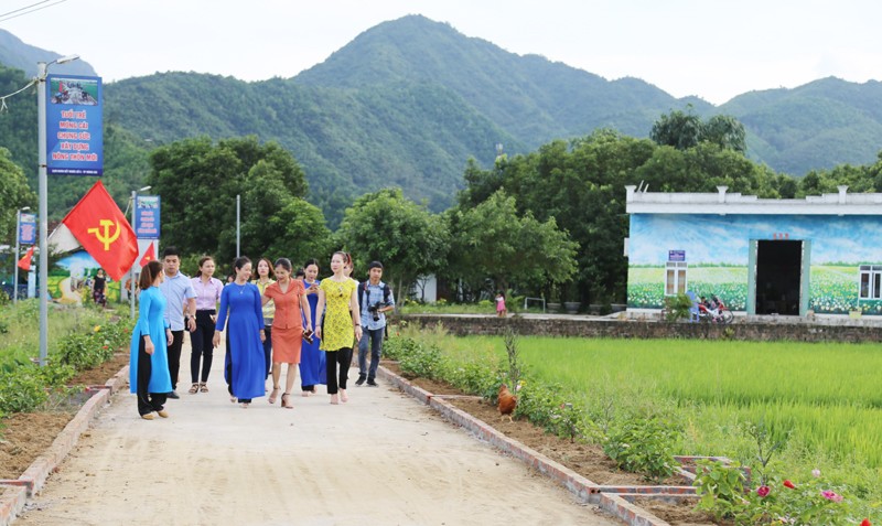 Hiện Việt Nam có 3 chương trình mục tiêu quốc gia: Xây dựng nông thôn mới; phát triển Kl992 cổng game cá cược - Trang Chủ KL99Com Số 1 Link Đăng Ký KL999 vùng đồng bào dân tộc thiểu số và miền núi; xóa đói giảm nghèo bền vững. Ảnh minh hoạ