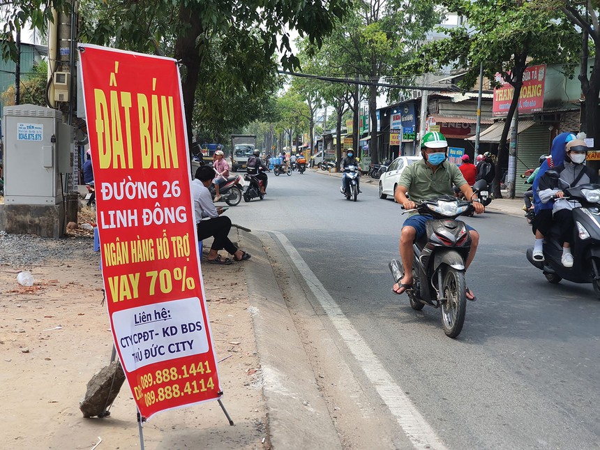 Chủ Kl99ok phiên bản mới dự án tung hàng ra thị trường. Ảnh: Lê Toàn 