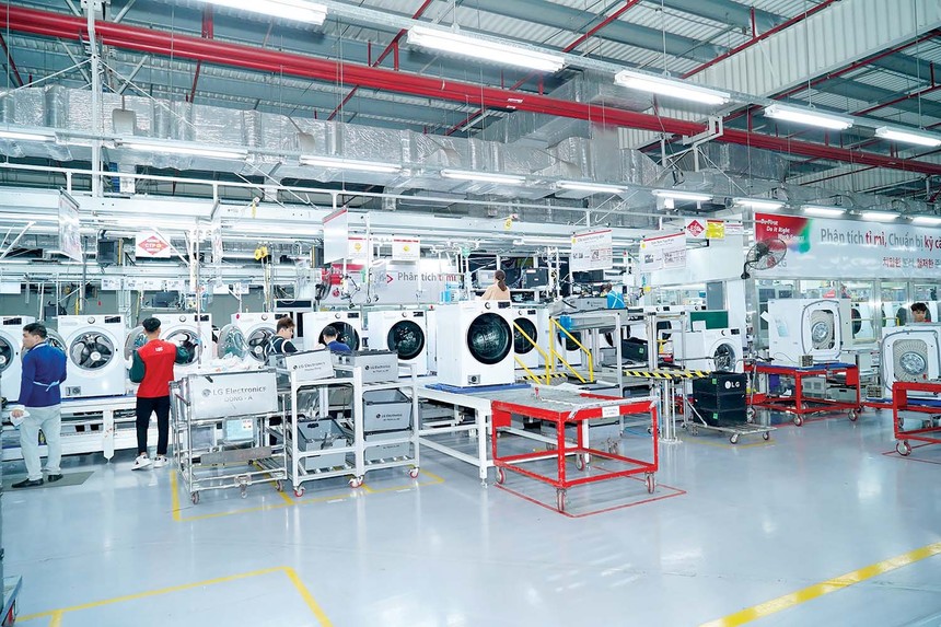 Dây chuyền Kl994 nhà cái bóng đá world cup của LG Electronics Việt Nam Hải Phòng tại KCN Tràng Duệ Ảnh: Đàm Thanh 