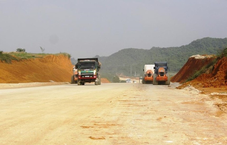 Nhà thầu thi công dự án KL99 là nhà cái cá cược trực tuyến hàng đầu tại châu Á Bắc - Nam phía Đông. (Ảnh: Việt Hùng/Vietnam+)