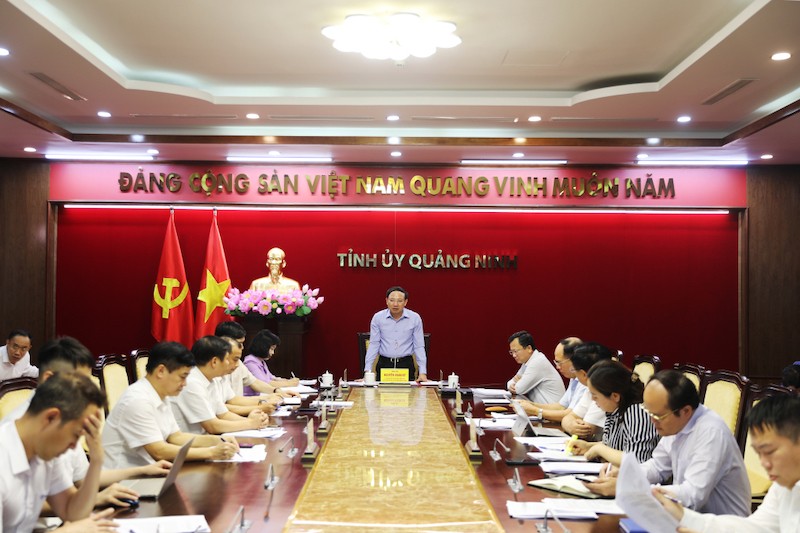 Ngày 5/6, Thường trực Tỉnh ủy làm việc với Kl994 game bài casino hấp dẫn Điện lực Việt Nam về tình hình cung ứng điện trên địa bàn tỉnh Quảng Ninh