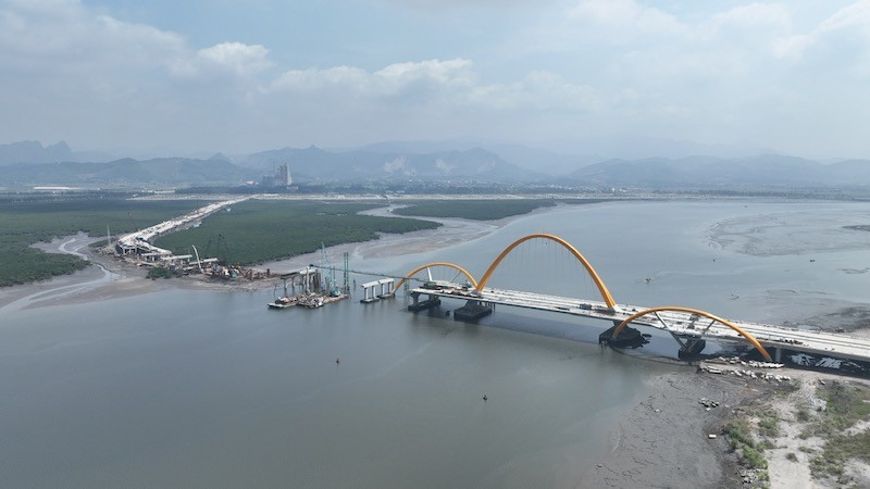  Cầu Cửa Lục 3 sử dụng vốn Kl99ok phiên bản mới công đã thi công đạt hơn 80% khối lượng các phần việc.
