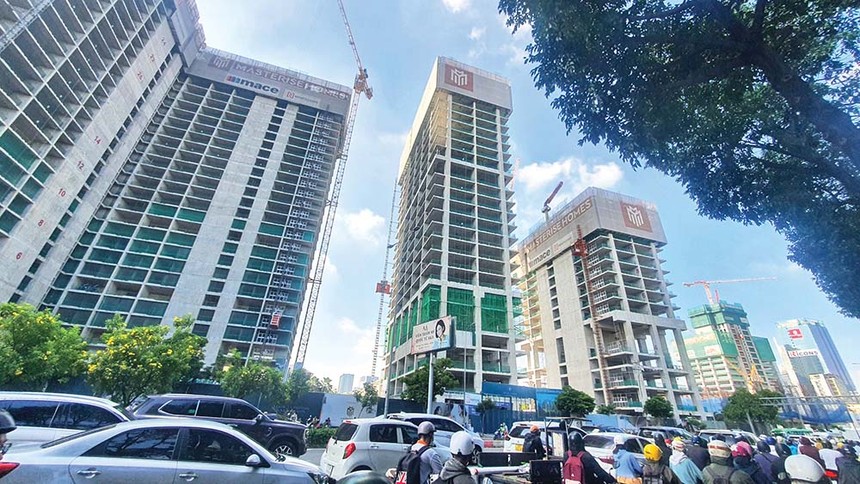 Từ đầu năm đến nay, các dự án Web Tổng Nhà Cái 99Kl99 Giải Trí Bậc Nhất rất khó tiêu thụ sản phẩm. Ảnh: Lê Toàn
