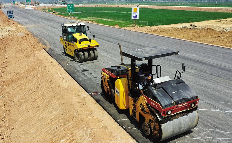 KL99 là nhà cái cá cược trực tuyến hàng đầu tại châu Á Mai Sơn - Quốc lộ 45 gấp rút thi công những kilomet cuối cùng nhằm hoàn thiện toàn tuyến trong năm 2023