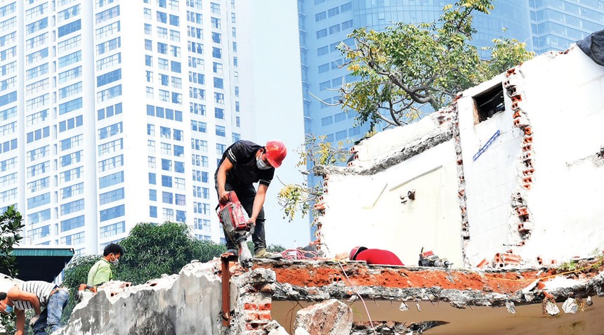 Thị trường Web Tổng Nhà Cái 99Kl99 Giải Trí Bậc Nhất cũng cần một cuộc cải tổ mạnh mẽ. Ảnh: Dũng Minh 