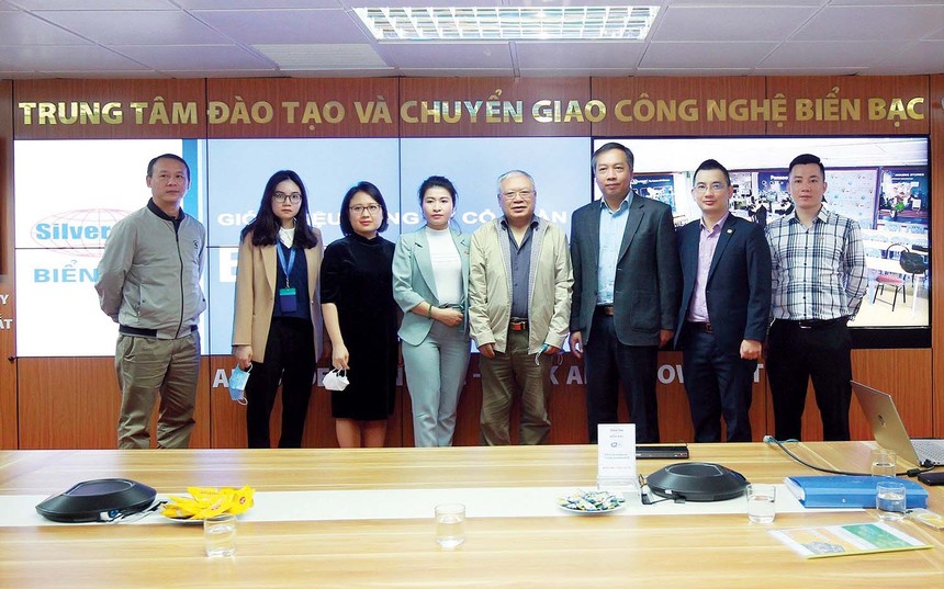 Báo Kl99ok phiên bản mới luôn đồng hành và là đơn vị bảo trợ thông tin cho các sự kiện lớn do Hội Doanh nhân trẻ Việt Nam tổ chức, như: Chương trình bình chọn Giải thưởng Sao Vàng đất Việt, Giải thưởng Sao Đỏ - Doanh nhân trẻ Việt Nam tiêu biểu, Chương trình Bình chọn và trao danh hiệu Doanh nhân trẻ khởi nghiệp xuất sắc, Diễn đàn Kl992 cổng game cá cược tư nhân Việt Nam...