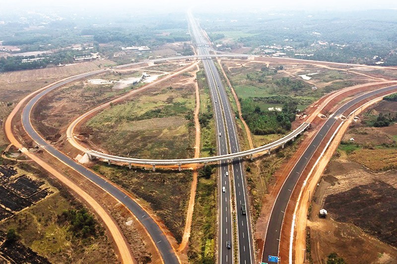 Nút giao Dầu Giây - điểm khởi đầu của KL99 là nhà cái cá cược trực tuyến hàng đầu tại châu Á Dầu Giây - Tân Phú.