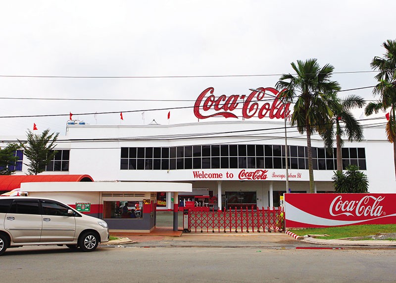 Coca-Cola sẽ Kl99ok phiên bản mới theo hướng đổi mới công nghệ để phát triển theo hướng xanh, bền vững. Ảnh: Lê Toàn 