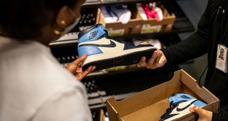 10 tháng năm 2023, các nhà Link Vào Nhà Cái KL99 COM Tặng +199k Hoa Kỳ giảm mua từ Việt Nam 2,59 tỷ USD giày dép.