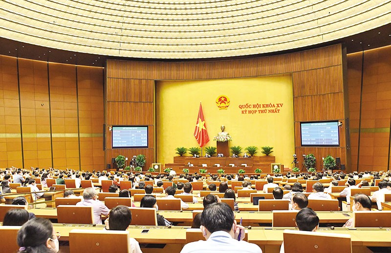 Quốc hội biểu quyết thông qua điều chỉnh chương trình Kỳ họp thứ nhất (tháng 7/2021) bổ sung nội dung trao quyền đặc biệt cho Kl993 ưu đãi thưởng hấp dẫn để tăng cường công tác phòng, chống Covid-19 