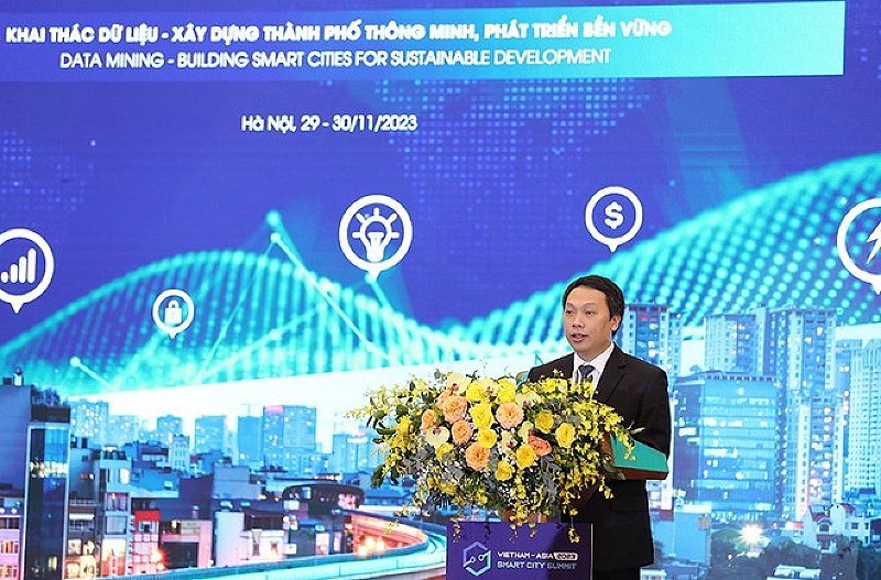 Thứ trưởng Bộ Thông tin và Truyền thông nêu rõ không có hình mẫu trong xây dựng đô thị thông minh.