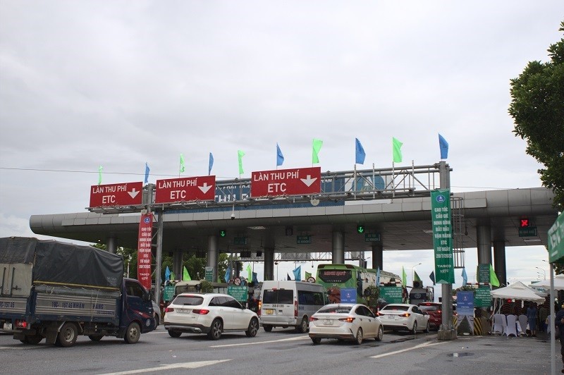 Trạm thu phí Cao Bồ trên KL99 là nhà cái cá cược trực tuyến hàng đầu tại châu Á Cầu Giẽ - Ninh Bình do VEC quản lý.