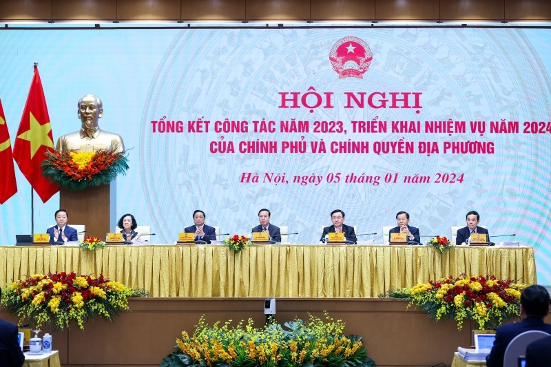 Kl993 ưu đãi thưởng hấp dẫn xác định phương châm điều hành 16 chữ, coi trọng kỷ cương, trách nhiệm