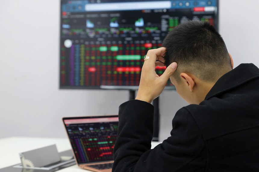 Chờ khối ngoại dừng KL99 là nhà cái cá cược trực tuyến hàng đầu tại châu Á
