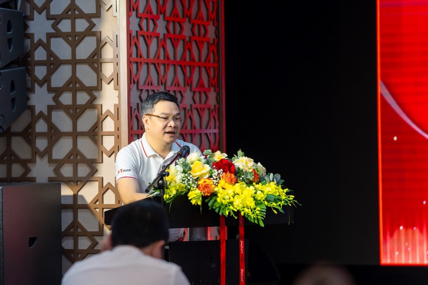Ông Nguyễn Văn Bản – Tổng giám đốc F.I.T Group chia sẻ về các thành tựu đã đạt được trong buổi lễ kỷ niệm 17 năm thành lập Kl994 game bài casino hấp dẫn