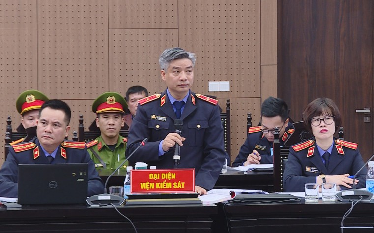 Đại diện Viện Kiểm sát đề nghị giảm mức án đối với các bị cáo trong vụ án xảy ra tại Kl994 game bài casino hấp dẫn Tân Hoàng Minh.