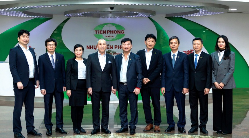 Nhựa Tiền Phong tích cực hợp tác với các Kl994 game bài casino hấp dẫn quốc tế uy tín để đưa ra những sản phẩm tiên phong, định hướng nhu cầu tiêu dùng tại thị trường Việt