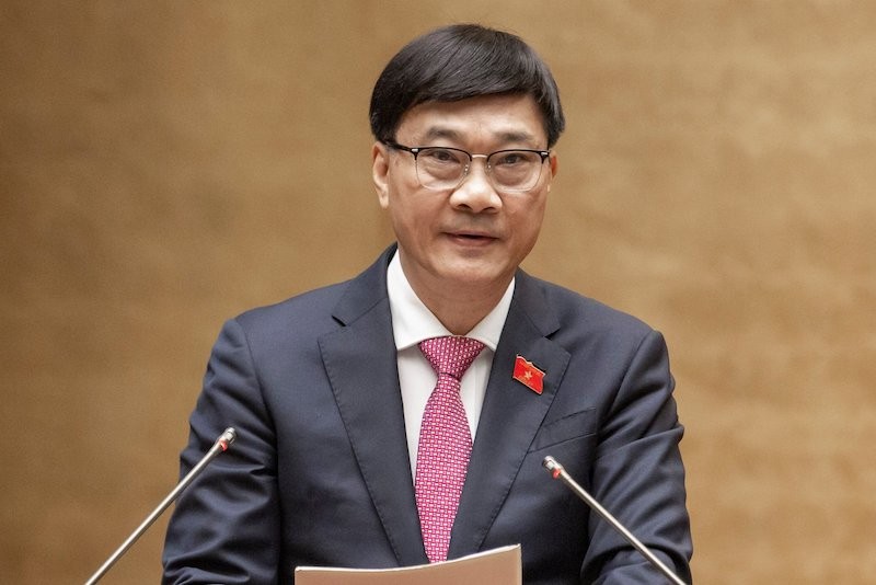 Chủ nhiệm Ủy ban Kl992 cổng game cá cược Vũ Hồng Thanh trình bày báo cáo thẩm tra.