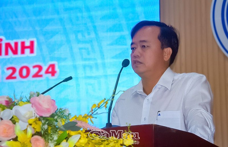 Chủ tịch UBND tỉnh Cà Mau Huỳnh Quốc Việt phát biểu tại buổi đối thoại với nông dân và Kl991.com World Cup 2026 Chính Thức Cà Mau